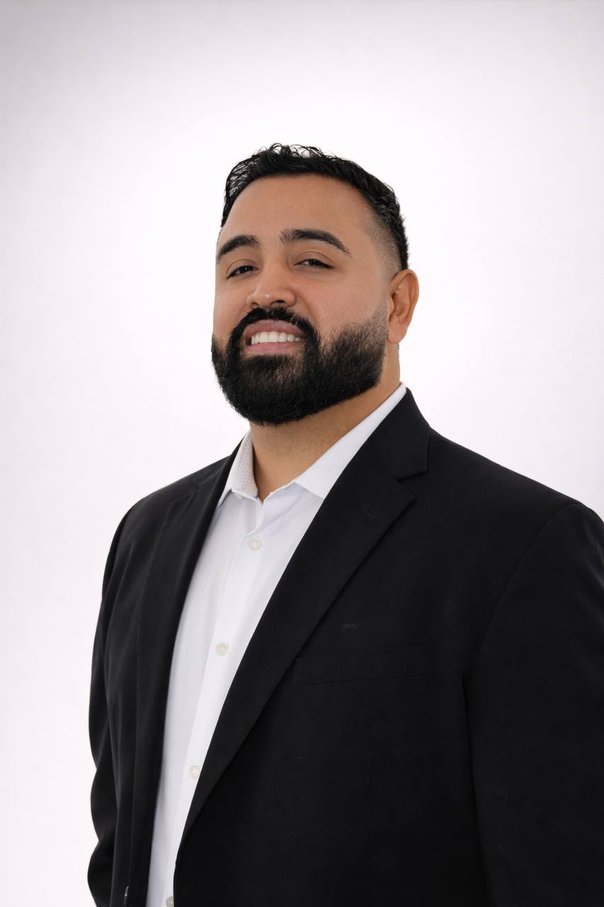 Nick De La Cruz — Broker